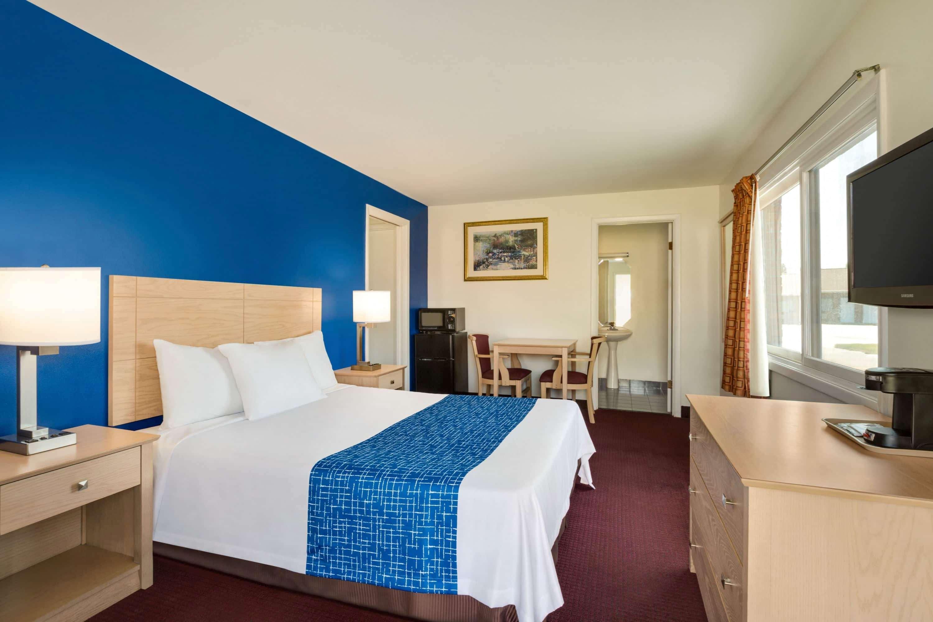 Travelodge By Wyndham Niagara Falls - New York Экстерьер фото