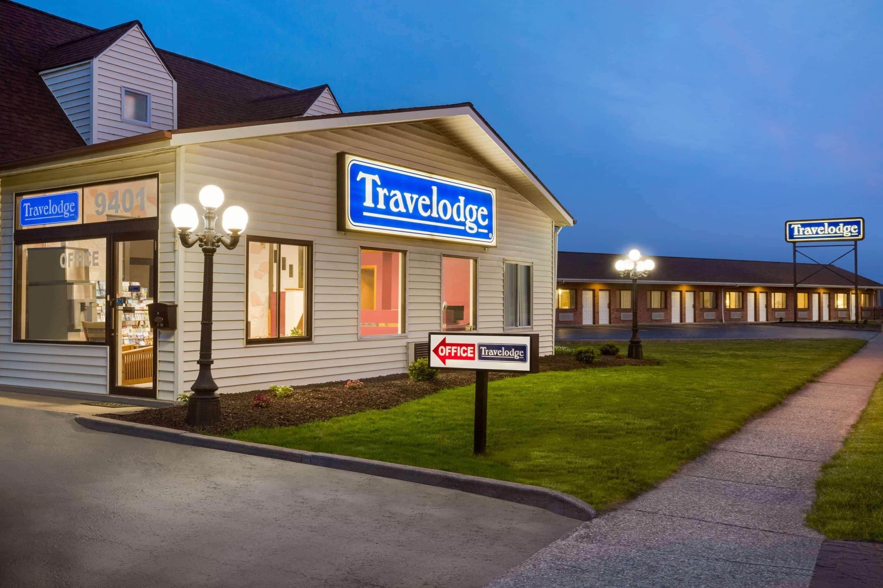 Travelodge By Wyndham Niagara Falls - New York Экстерьер фото