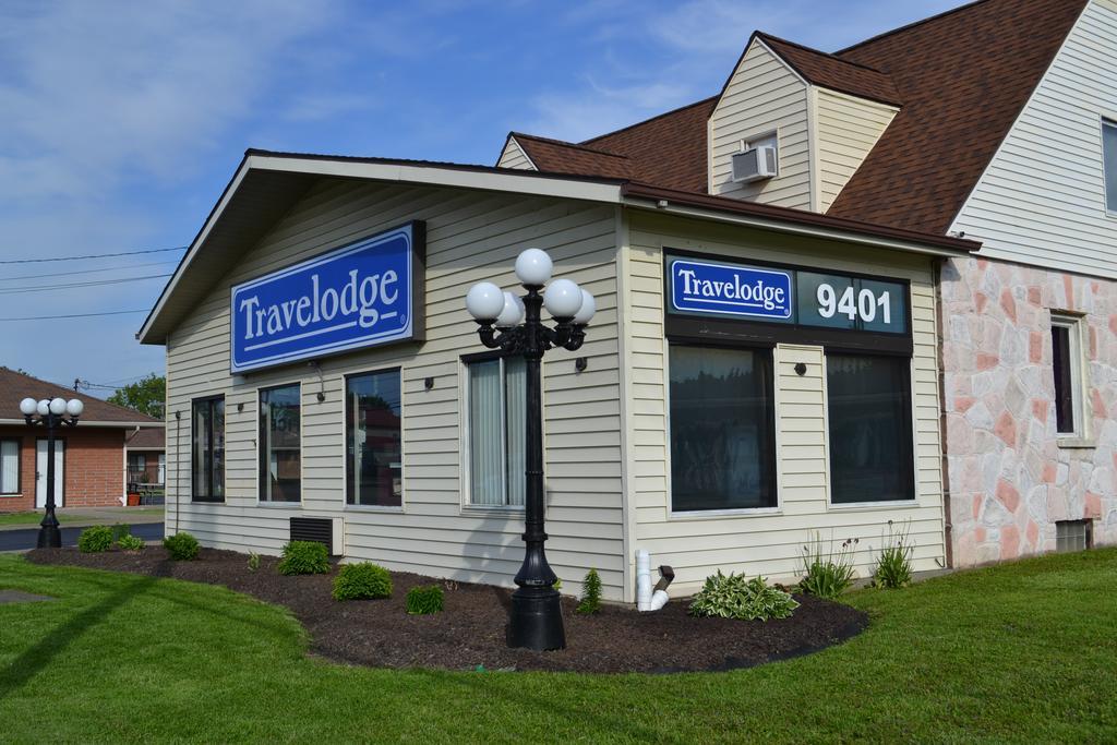 Travelodge By Wyndham Niagara Falls - New York Экстерьер фото