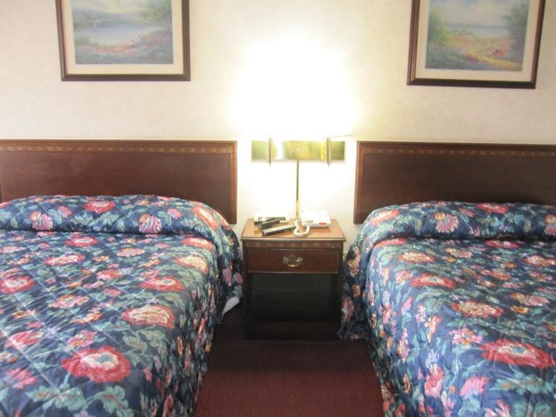 Travelodge By Wyndham Niagara Falls - New York Экстерьер фото