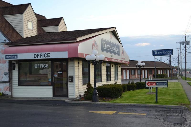 Travelodge By Wyndham Niagara Falls - New York Экстерьер фото